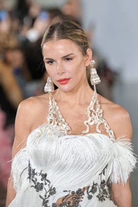 PFW - Juana Martin Runway Model walks the runway during the Juana Martin Haute Couture Spring Summer show as part of Paris Fashion Week on January 28, 2026 in Paris, France. Photo by Jana Call me J ABACAPRESS.COM Paris Ile de France France  Copyright: xJanaxCallxmexJ ABACAx