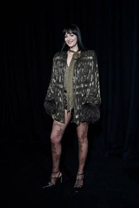 PFW - Valentino Photocall Dakota Johnson at the Valentino fashion show as part of Haute Couture Spring Summer 2026 on January 28, 2026 in Paris, France. Photo by Franck Castel ABACAPRESS.COM PAris France  Copyright: xCastelxFranck ABACAx