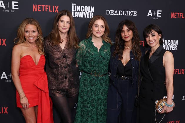 Los Angeles Premiere Of Netflix s and A+E Studios The Lincoln Lawyer Season 4 Becki Newton, Cobie Smulders, Sasha Alexander, Emmanuelle Chriqui and Constance Zimmer at the Los Angeles Premiere Of Netflix s and A+E Studios The Lincoln Lawyer Season 4 held at the Penske Media Corporation (PMC) Rooftop Terrace on January 28, 2026 in Los Angeles, California, United States., Credit:Xavier Collin Avalon California  Copyright: xXavierxCollinx xAvalonx 1070241040