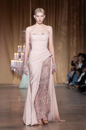 PFW - Zuhair Murad Runway A model walks the runway during the Zuhair Murad Haute Couture Week Spring Summer 2026 show as part of Paris Fashion Week on January 28, 2026 in Paris, France. Photo by Laurent Zabulon ABACAPRESS.COM Paris France  Copyright: xZabulonxLaurent ABACAx