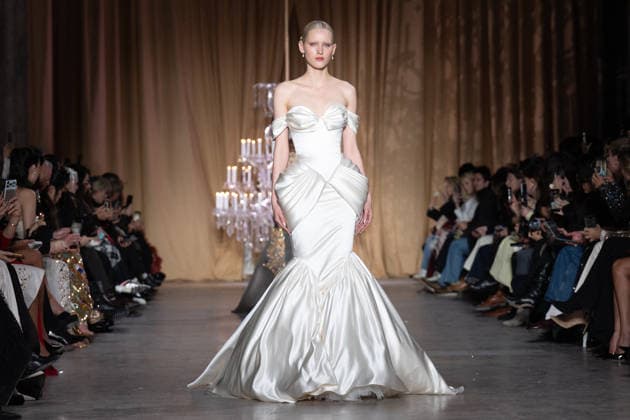 PFW - Zuhair Murad Runway A model walks the runway during the Zuhair Murad Haute Couture Week Spring Summer 2026 show as part of Paris Fashion Week on January 28, 2026 in Paris, France. Photo by Laurent Zabulon ABACAPRESS.COM Paris France  Copyright: xZabulonxLaurent ABACAx