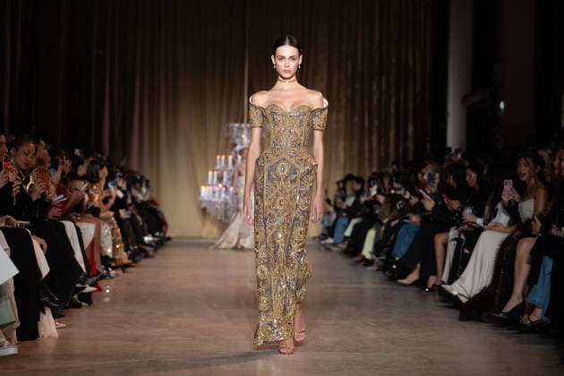 PFW - Zuhair Murad Runway A model walks the runway during the Zuhair Murad Haute Couture Week Spring Summer 2026 show as part of Paris Fashion Week on January 28, 2026 in Paris, France. Photo by Laurent Zabulon ABACAPRESS.COM Paris France  Copyright: xZabulonxLaurent ABACAx