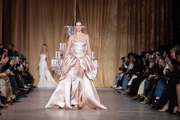 PFW - Zuhair Murad Runway A model walks the runway during the Zuhair Murad Haute Couture Week Spring Summer 2026 show as part of Paris Fashion Week on January 28, 2026 in Paris, France. Photo by Laurent Zabulon ABACAPRESS.COM Paris France  Copyright: xZabulonxLaurent ABACAx