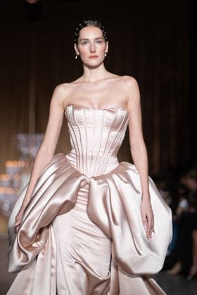 PFW - Zuhair Murad Runway A model walks the runway during the Zuhair Murad Haute Couture Week Spring Summer 2026 show as part of Paris Fashion Week on January 28, 2026 in Paris, France. Photo by Laurent Zabulon ABACAPRESS.COM Paris France  Copyright: xZabulonxLaurent ABACAx
