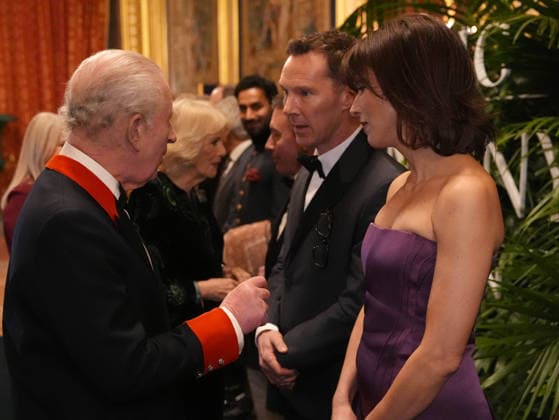 . 28 01 2026. Windsor, United Kingdom. King Charles III with Benedict Cumberbatch and Sophie Hunter at the Finding Harmony: A King s Vision premiere at Windsor Castle , United Kingdom.  xPoolx xi-Imagesx IIM-26533-0027