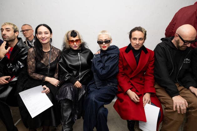 Peaches, Rose McGowan, Marlon Magnee at the Front Row of the Charlie Le Mindu Haute Couture Spring Summer 2026 during Paris Fashion Week PFW on 29th January 2026 Jeremy Melloul Bestimage Celebrities at Charlie Le Mindu Haute Couture Spring summer 2026 during Paris Fashion Week on 29th January 2026 Paris France  Copyright: xJeremyxMelloulx xBestimagexJeremyxMelloulx xBestimagex