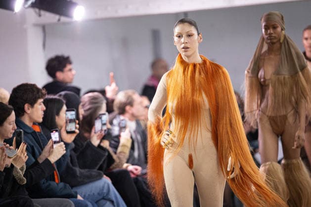 PFW - Queenie Sateen at the Charlie Le Mindu Runway Queenie Sateen walks the runway during the Charlie Le Mindu ( Skins Couture SS26 ) for the Women s Haute Couture Spring Summer 2026 collection fashion show as part of the Paris Haute Couture Fashion Week, in Paris, on January 29, 2026. Photo by Alexis Jumeau ABACAPRESS.COM Paris France  Copyright: xJumeauxAlexis ABACAx