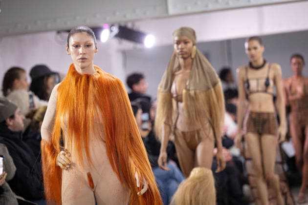 PFW - Queenie Sateen at the Charlie Le Mindu Runway Queenie Sateen walks the runway during the Charlie Le Mindu ( Skins Couture SS26 ) for the Women s Haute Couture Spring Summer 2026 collection fashion show as part of the Paris Haute Couture Fashion Week, in Paris, on January 29, 2026. Photo by Alexis Jumeau ABACAPRESS.COM Paris France  Copyright: xJumeauxAlexis ABACAx
