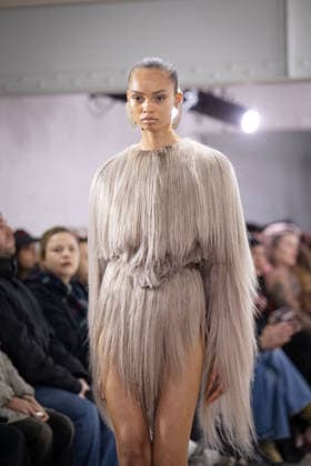 PFW - Charlie Le Mindu Runway A model presents a creation for Charlie Le Mindu ( Skins Couture SS26 ) for the Women s Haute Couture Spring Summer 2026 collection fashion show as part of the Paris Haute Couture Fashion Week, in Paris, on January 29, 2026. Photo by Alexis Jumeau ABACAPRESS.COM Paris France  Copyright: xJumeauxAlexis ABACAx