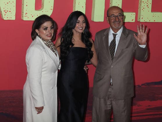 Send Help premiere London, UK. Zainab Azizi with her parents at the premiere of Send Help. Odeon Luxe. 29th January 2026. LMK11-S290126-001 Steve Bealing Landmark Media 