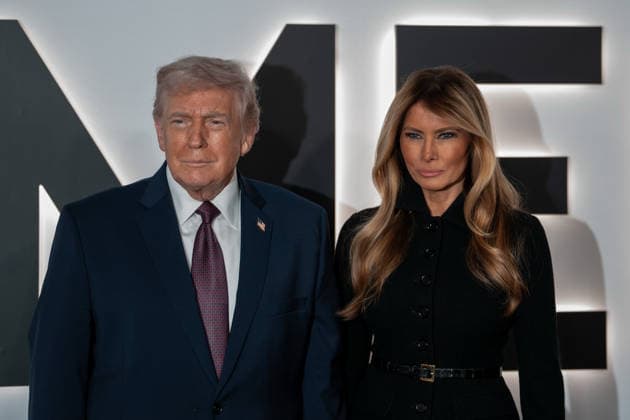 January 29, 2026, Washington, District of Columbia, USA: President DONALD TRUMP and First Lady MELANIA TRUMP arrive at the premiere of the Amazon MGM Studios film Melania at the John F. Kennedy Center for the Performing Arts in Washington, D.C. The film documents the period leading up to the 2025 Presidential Inauguration and Melania Trump s role during the White House transition. Washington USA - ZUMAl312 20260129_znp_l312_020 Copyright: xAndrewxLeydenx