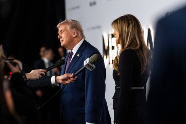WASHINGTON, DC JANUARY 29 First Lady Melania Trump President Donald Trump at Amazon MGM s Melania World Premiere at The Trump Kennedy Center on January 29, 2026 in Washington, DC Credit Thompson AdMedia 452619 2026 01 29  Copyright: xAdMediax STAR_452619_041
