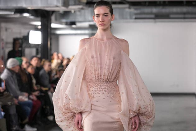 PFW - Rami Al Ali Runway A model walks the runway at the Rami Al Ali Haute Couture Spring Summer 2026 show, as part of Paris Fashion Week in Paris, France on January 29th, 2026. Rami Al Ali is the first Syrian fashion designer to present a collection ‘officially’ at the Paris Haute Couture week. Photo by Ammar Abd Rabbo ABACAPRESS.COM Paris France  Copyright: xAbdxRabboxAmmar ABACAx
