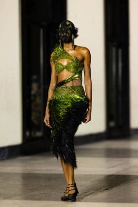 Model lors du défilé Germanier, Collection Haute Couture Printemps Eté 2026 lors de la Fashion Week de Paris fashion week PFW le 29 janvier 2026 Thibault Duboucher Bestimage Germanier fashion show, Spring Summer 2026 Haute Couture Collection during Paris Fashion Week PFW on 29 January 2026 Paris France  Copyright: xThibaultxDuboucherx xBestimagexThibaultxDuboucherx xBestimagex