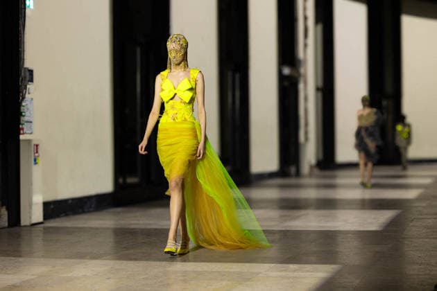 Model lors du défilé Germanier, Collection Haute Couture Printemps Eté 2026 lors de la Fashion Week de Paris fashion week PFW le 29 janvier 2026 Thibault Duboucher Bestimage Germanier fashion show, Spring Summer 2026 Haute Couture Collection during Paris Fashion Week PFW on 29 January 2026 Paris France  Copyright: xThibaultxDuboucherx xBestimagexThibaultxDuboucherx xBestimagex