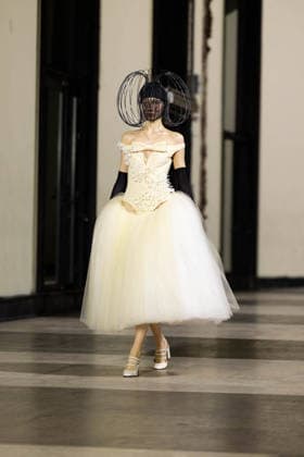 Model lors du défilé Germanier, Collection Haute Couture Printemps Eté 2026 lors de la Fashion Week de Paris fashion week PFW le 29 janvier 2026 Thibault Duboucher Bestimage Germanier fashion show, Spring Summer 2026 Haute Couture Collection during Paris Fashion Week PFW on 29 January 2026 Paris France  Copyright: xThibaultxDuboucherx xBestimagexThibaultxDuboucherx xBestimagex