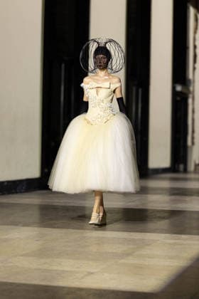 Model lors du défilé Germanier, Collection Haute Couture Printemps Eté 2026 lors de la Fashion Week de Paris fashion week PFW le 29 janvier 2026 Thibault Duboucher Bestimage Germanier fashion show, Spring Summer 2026 Haute Couture Collection during Paris Fashion Week PFW on 29 January 2026 Paris France  Copyright: xThibaultxDuboucherx xBestimagexThibaultxDuboucherx xBestimagex
