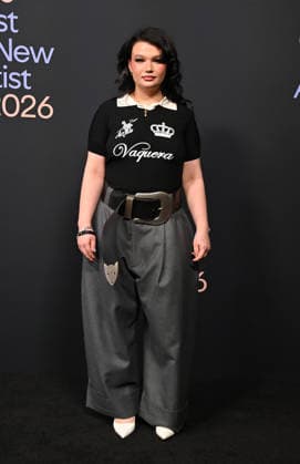 Spotify™s 2026 Best New Artist Party Lola Young arriving to Spotify™s 2026 Best New Artist Party held at The Lot on January 29, 2026 in Los Angeles, Ca. Los Angeles The Lot California USA Copyright: xTammiexArroyox xAFF-USA.comx