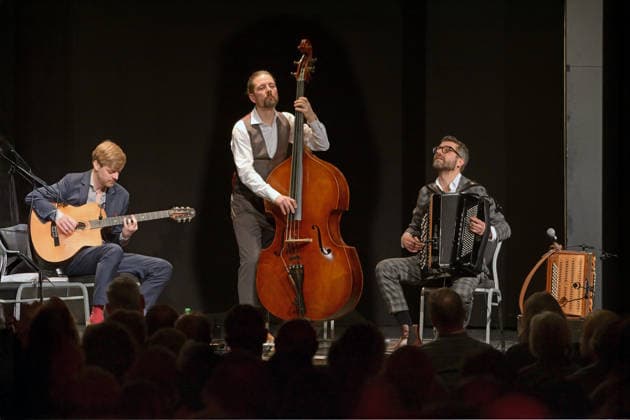 Concert of the Schneeberger and Bakanic Quartet, with Bella Via, at the cultural center AlFa in Steyrermühl Laakirchen, photographed on 29 1 2026, The picture shows from left to right guitarist Julian Wohlmuth, double bass player Martin Heinzle, accordion player Christian Bakanic 2026 Concert of the Schneeberger and Bakanic Quartet, with Bel