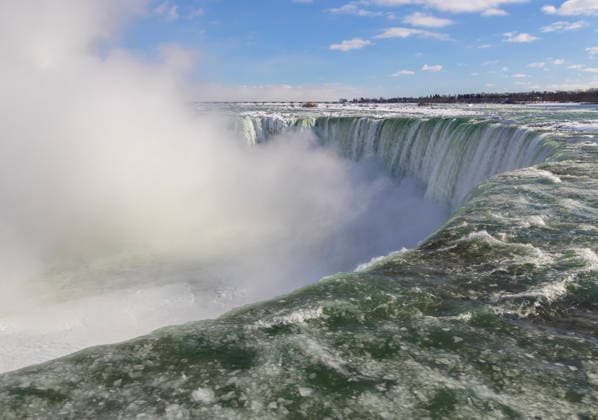 (260131) -- NIAGARA FALLS, Jan. 31, 2026 -- Niagara Falls is seen from the Canadian side in Niagara Falls, Ontario, Canada, on Jan. 30, 2026. (Photo by Xinhua) CANADA-ONTARIO-NIAGARA FALLS-WINTER VIEWS ZouxZheng 