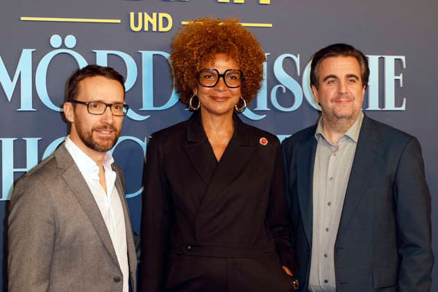 Philip Pratt, Nataly Kudiabor and Bastian Pastewka at the premiere of the Amazon Prime Video film Fabian und die mörderische Hochzeit at Cinenova Cologne, 30 01 2026 Foto:xR.xSchmiegeltx xFuturexImagex hochzeit_6117