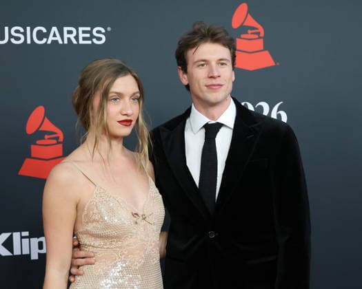 USA - MusiCares Person of the Year Event IHO Mariah Carey - Los Angeles LOS ANGELES - JAN 30: Anna Sitar, Josh Brubaker at the MusiCares Person of the Year Event IHO Mariah Carey at the LA Convention Center on January 30, 2026 in Los Angeles, CA Los Angeles CA USA  Copyright: xHPAx xHutchinsxPhotox