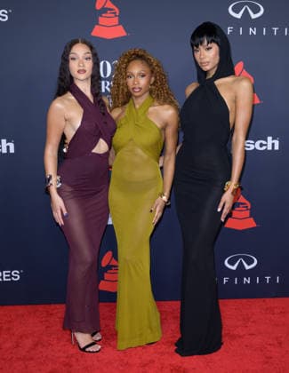 MusiCares 2026 Person of the Year Gala - Los Angeles, USA LOS ANGELES, USA. January 30, 2026: Stella Quaresma, Renee Downer & Jorja Douglas at the MusiCares 2026 Person of the Year Gala. Los Angeles CA USA  Copyright: xPaulxSmith Featureflashx