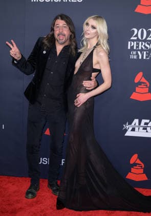 MusiCares 2026 Person of the Year Gala - Los Angeles, USA LOS ANGELES, USA. January 30, 2026: Dave Grohl & Taylor Momsen at the MusiCares 2026 Person of the Year Gala. Los Angeles CA USA  Copyright: xPaulxSmith Featureflashx
