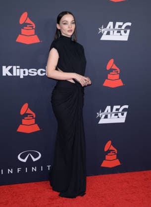 MusiCares 2026 Person of the Year Gala - Los Angeles, USA LOS ANGELES, USA. January 30, 2026: Dove Cameron at the MusiCares 2026 Person of the Year Gala. Los Angeles CA USA  Copyright: xPaulxSmith Featureflashx