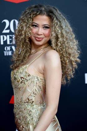 USA - MusiCares Person of the Year Event IHO Mariah Carey - Los Angeles LOS ANGELES - JAN 30: Malia Young at the MusiCares Person of the Year Event IHO Mariah Carey at the LA Convention Center on January 30, 2026 in Los Angeles, CA Los Angeles CA USA  Copyright: xHPAx xHutchinsxPhotox