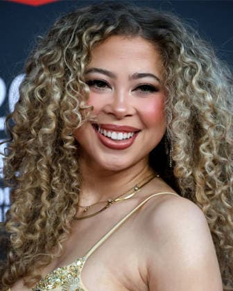 USA - MusiCares Person of the Year Event IHO Mariah Carey - Los Angeles LOS ANGELES - JAN 30: Malia Young at the MusiCares Person of the Year Event IHO Mariah Carey at the LA Convention Center on January 30, 2026 in Los Angeles, CA Los Angeles CA USA  Copyright: xHPAx xHutchinsxPhotox
