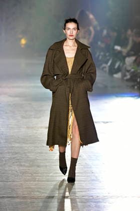 Model at the Danny Reinke Fashion Show at Berlin Fashion Week A W 2026 at NLND Neuland Berlin Berlin, 30 01 2026 Foto:xM.xBehrensx xFuturexImagex reinke_6146