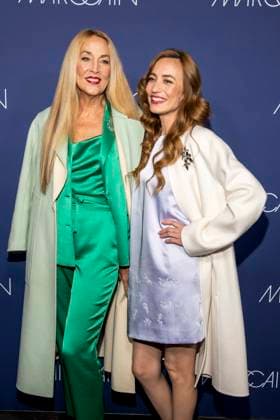 Jerry Hall and Elizabeth Jagger as guests on the red carpet at the Marc Cain Fashion Show Echo of now at Funkhaus Berlin on 30 01 2028 Berlin Germany