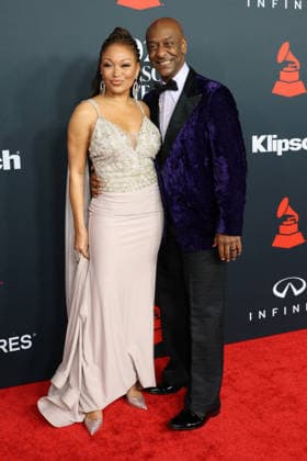 USA - MusiCares Person of the Year Event IHO Mariah Carey - Los Angeles LOS ANGELES - JAN 30: Chante Moore, Stephen G Hill at the MusiCares Person of the Year Event IHO Mariah Carey at the LA Convention Center on January 30, 2026 in Los Angeles, CA Los Angeles CA USA  Copyright: xHPAx xHutchinsxPhotox