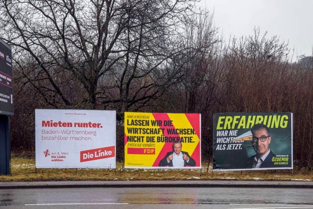 Großplakate der Parteien Die Linke, FDP, Grüne. 31.01.2026, Kirchheim unter Teck, Baden-Württemberg, Deutschland *** Large posters of the parties Die Linke, FDP, Grüne 31 01 2026, Kirchheim unter Teck, Baden Württemberg, Germany