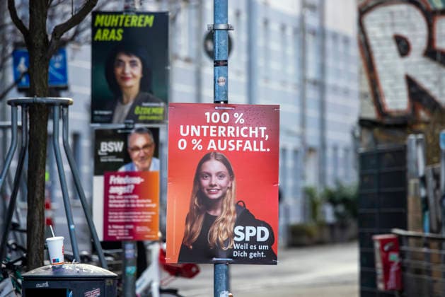 Landtagswahl 2026 in Baden-Württemberg. Wahlplakate in der Innenstadt von Stuttgart. SPD. 31.01.2026, Stuttgart, Baden-Württemberg, Deutschland *** State election 2026 in Baden Württemberg Election posters in the city center of Stuttgart SPD 31 01 2026, Stuttgart, Baden Württemberg, Germany