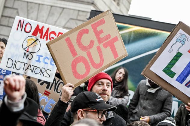 January 31, 2026, Milan, Mi, Italy: January 31, 2026, Milan. ICE OUT. Left-wing protest against the possible presence of U.S. Special Forces during the Milan-Cortina Winter Olympics. Milan Italy  - ZUMAa289 20260131_zia_a289_054 Copyright: xNicolaxMarfisix