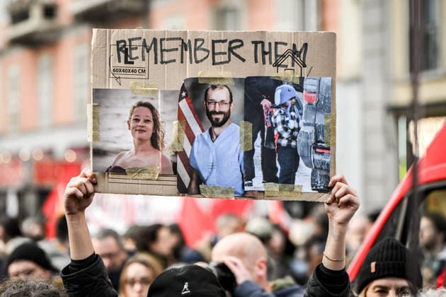 January 31, 2026, Milan, Mi, Italy: January 31, 2026, Milan. ICE OUT. Left-wing protest against the possible presence of U.S. Special Forces during the Milan-Cortina Winter Olympics. Milan Italy  - ZUMAa289 20260131_zia_a289_068 Copyright: xNicolaxMarfisix