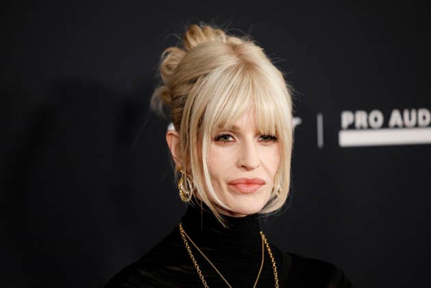 Kelly Osbourne arrives on the red carpet for the Pre-Grammy Gala on the eve of the 68th Annual Grammy Awards in Los Angeles on Saturday, January 31, 2026.  LAP202601311043 CAROLINExBREHMAN