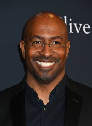 Pre-GRAMMY Gala 2026 Van Jones arriving to the 2026 Pre-GRAMMY Gala held at the Beverly Hilton Hotel on January 31, 2026 in Beverly Hills, Ca. Beverly Hills Beverly Hilton Hotel California USA Copyright: xTammiexArroyox xAFF-USA.comx