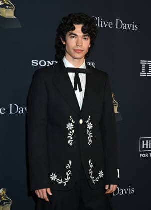 Pre-GRAMMY Gala 2026 Conan Gray arriving to the 2026 Pre-GRAMMY Gala held at the Beverly Hilton Hotel on January 31, 2026 in Beverly Hills, Ca. Beverly Hills Beverly Hilton Hotel California USA Copyright: xTammiexArroyox xAFF-USA.comx