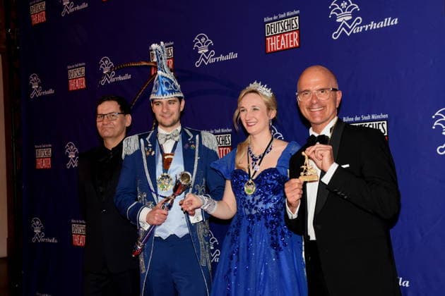 Laudator Moritz Netenjakob Author cabaret artist Christoph Maria Herbst Actor Karl Valentin Order Prizewinner 2026 with Narrhalla Prinzenpaaer Prince Stephan I Princess Samantha I Munich 31 01 2026 German Theater Grand Narrhalla Ball SoirÃ e Muenchner Leben with presentation of the Karl Valentin Order 2026 to Christoph Maria Herbst Actor Photo Munich