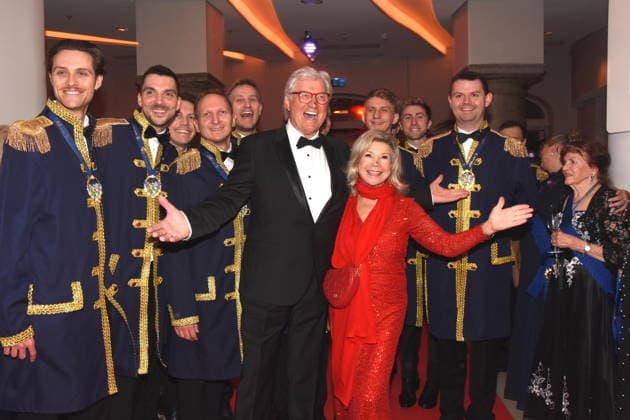 Michael Marianne Hartl yodeling duo with Narrhalla flag regiment trellis Muenchen 31 01 2026 German Theater Grand Narrhalla Ball SoirÃ e Muenchner Leben with award of the Karl Valentin Order 2026 to Christoph Maria Herbst actor photo Muenchen