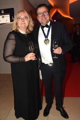 Yvonne Heckl Muenchner Schausteller Marktkaufleute Press spokeswoman Peter Bausch Muenchner Schausteller Marktkaufleute 1 , Board of Directors Muenchen 31 01 2026 Deutsches Theater Grossen Narrhalla Ball SoirÃ e Muenchner Leben with award of the Karl Valentin Order 2026 to Christoph Maria Herbst Actor Photo Muenchen
