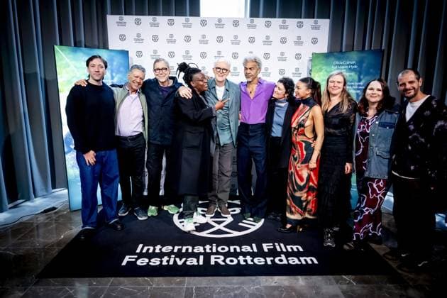 ROTTERDAM - Group photo of the cast of Jimpa, prior to the Dutch premiere at the Rotterdam Theatre. The drama, partly filmed in Amsterdam, premiered at the International Film Festival Rotterdam (IFFR). ROBIN UTRECHT ANP netherlands out - belgium out  Copyright: xx x549334054x originalFilename: 549334054.jpg