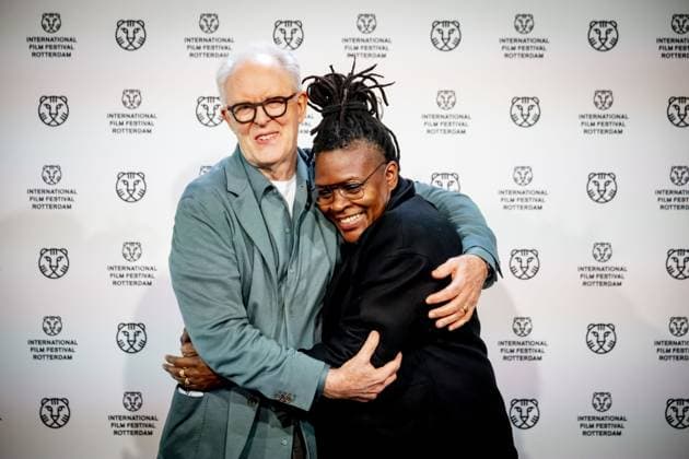 ROTTERDAM - Actor John Lithgow and Romana Vrede before the Dutch premiere of Jimpa at the Rotterdam Theatre. The drama, partly shot in Amsterdam, premiered at the International Film Festival Rotterdam (IFFR). ROBIN UTRECHT ANP netherlands out - belgium out  Copyright: xx x549334113x originalFilename: 549334113.jpg