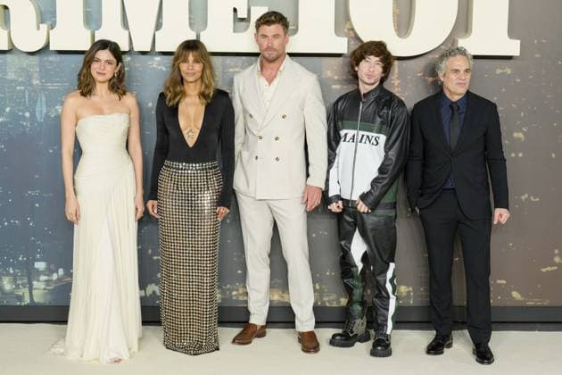 Crime 101 European Film Premiere Monica Barbaro, Halle Berry, Chris Hemsworth, Barry Keoghan and Mark Ruffalo attend the Crime101 European gala screening premiere at the Odeon Luxe cinema, Leicester Square, London. 28th January 2026.  Copyright: xAndrewxSimsx NINTCHDBPICT001055807992