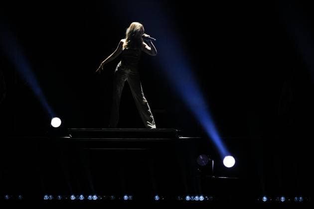 Concert Michelle Arena Oberhausen FOR EDITORIAL PURPOSES ONLY EDITORIAL USE ONLY p Pop singer Michelle during her concert as part of her farewell tour, on Sunday, February 01, 2026 at the Rudolf Weber Arena in Oberhausen Germany NRW Oberhausen Copyright SocratesxTassos Copyright: SocratesxTassos doc84e3wwxv5o8onub5hx5 ,EDITORIAL USE ONLY Copyright: SocratesxTassos
