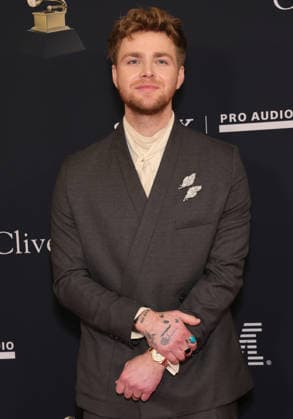 Pre-GRAMMY Gala & GRAMMY Salute to Industry Icons Honoring Avery Lipman and Monte Lipman Alex Warren at the Pre-GRAMMY Gala & GRAMMY Salute to Industry Icons Honoring Avery Lipman and Monte Lipman, The Beverly Hilton, Los Angeles, USA, 31 January 2026, Credit:Faye Sadou Avalon  Copyright: xFayexSadoux xAvalonx 1071193063