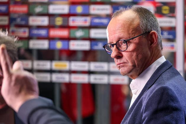 01 02 2026, Handball, Men s EHF EURO 2026, Germany Denmark, Jyske Bank Boxing in Herning, Final The German Chancellor Friedrich Merz Chancellor Politics Politician CDU looks to the side Denmark